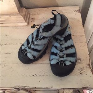 KEEN water shoe!