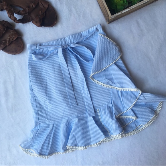 Anthropologie Dresses & Skirts - Moon River ruffle hem poplin stripe trimmed skirt