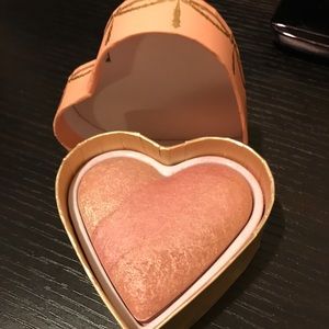 Too Faced Sweethearts Blush in Peach Beach