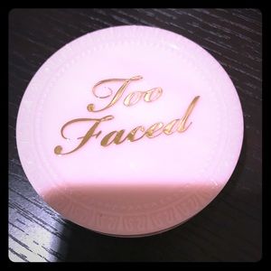 Too Faced Primed and Poreless pressed powder
