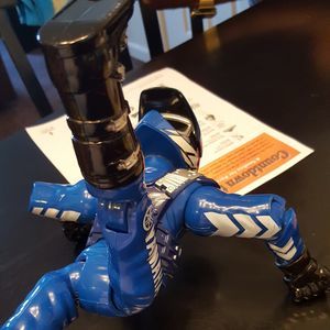 Meet your Posher, Elio