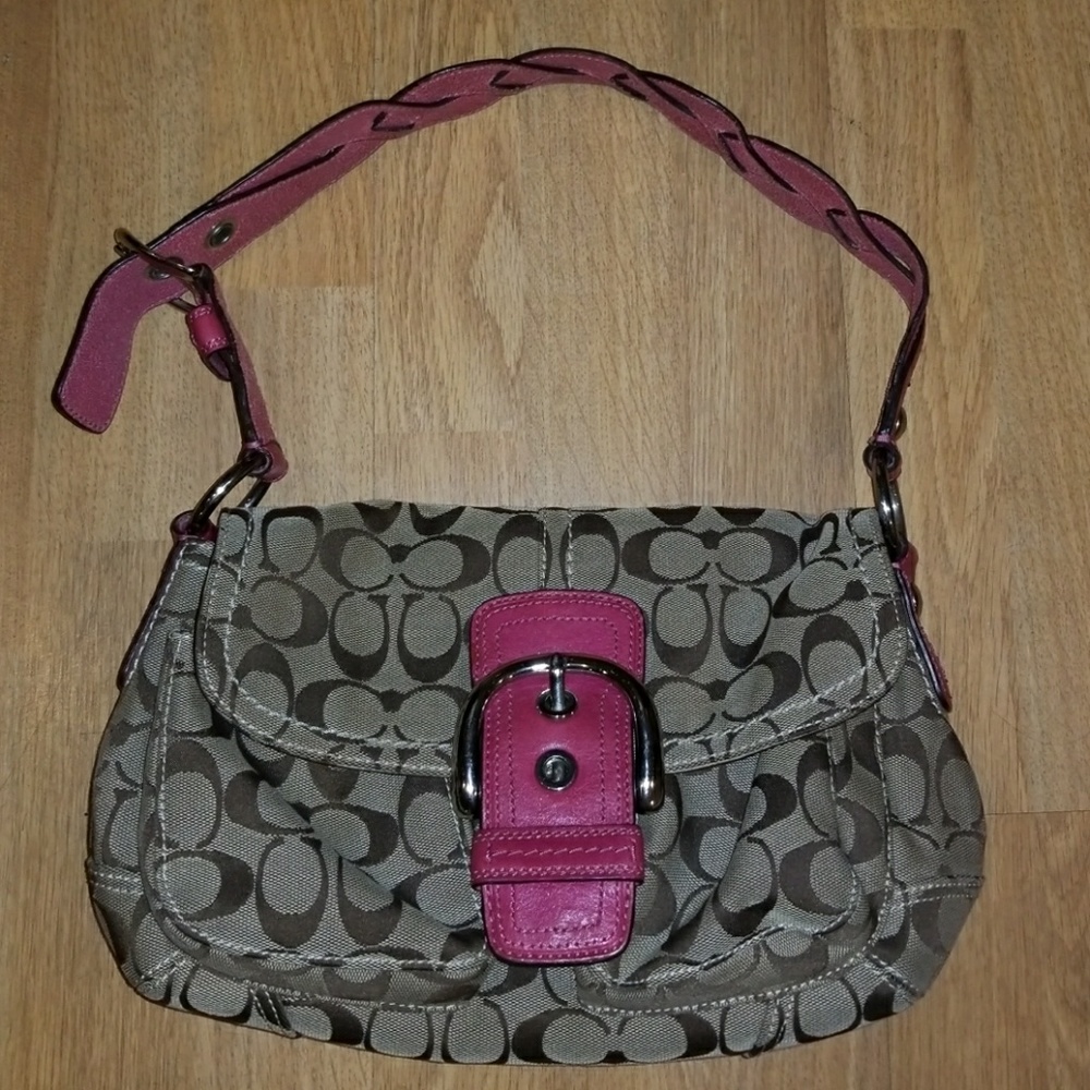 Authentic SIGNATURE COACH SOHO PURSE