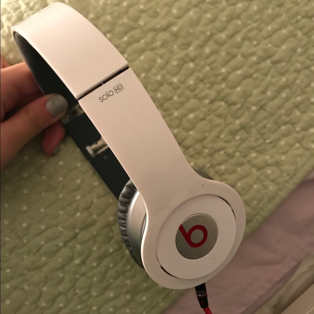 BRAND NEW BEATS BY DRE