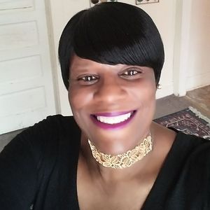 Meet your Posher, Valerie