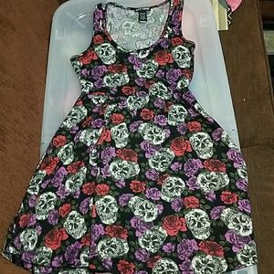 💀 Hot Topic Rose Skull Dress 💀