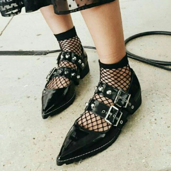 FLASH SALE! Ankle Fishnet Socks - Picture 3 of 5