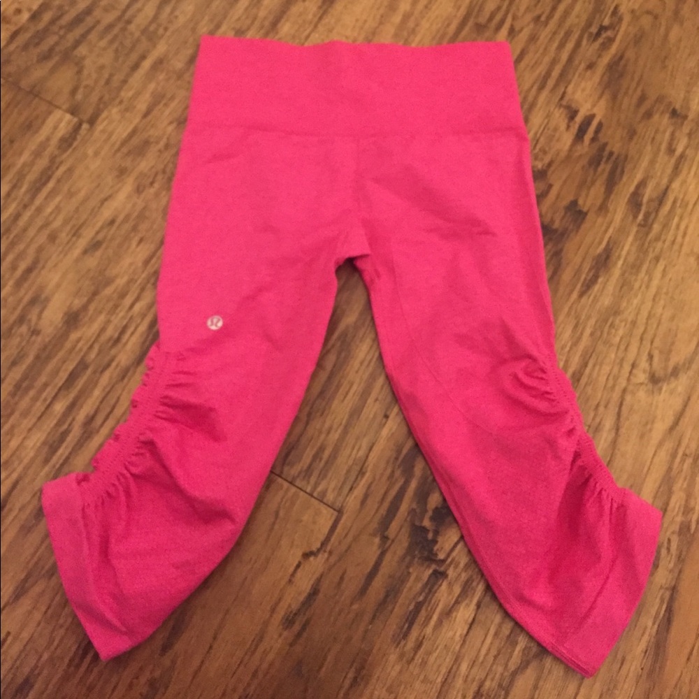 Lulu leggings  in great shape