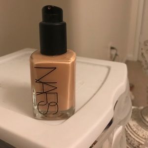 NARS Sheer Glow Foundation with Pump
