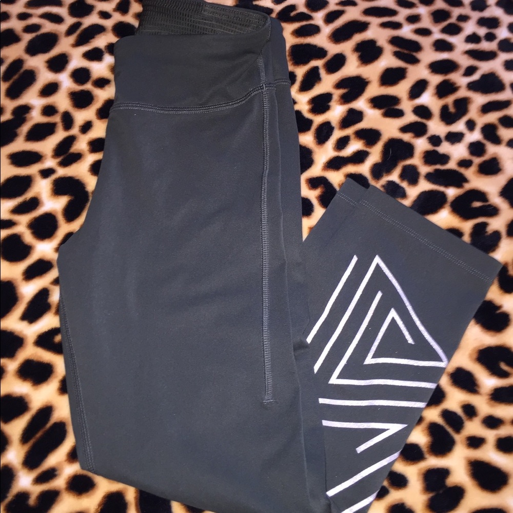 UA Heatgear Armour Leggings