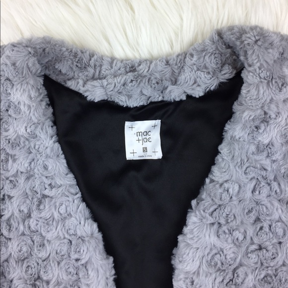Mac + Jac Faux Fur Gray Vest Jacket Small - Picture 2 of 5
