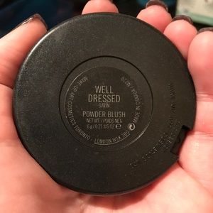 Mac powder Blush in Well Dressed