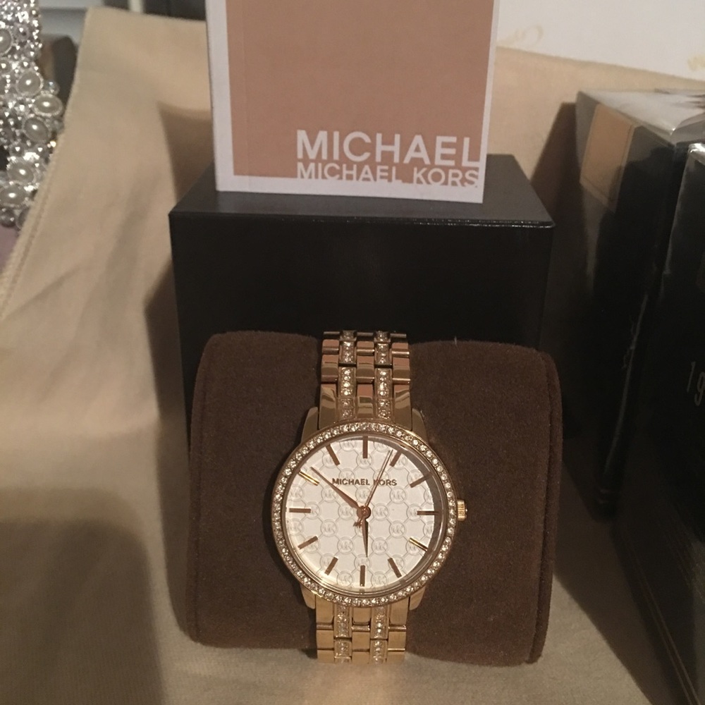 🍂🍂MK WATCH 🍂🍂 FIRM