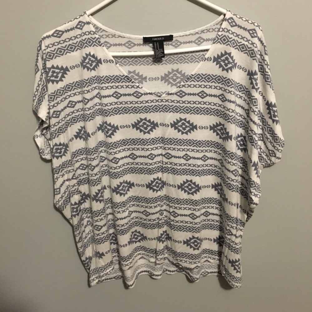 Forever 21 aztec tshirt