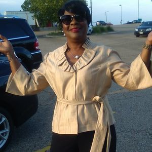 Meet your Posher, Norma