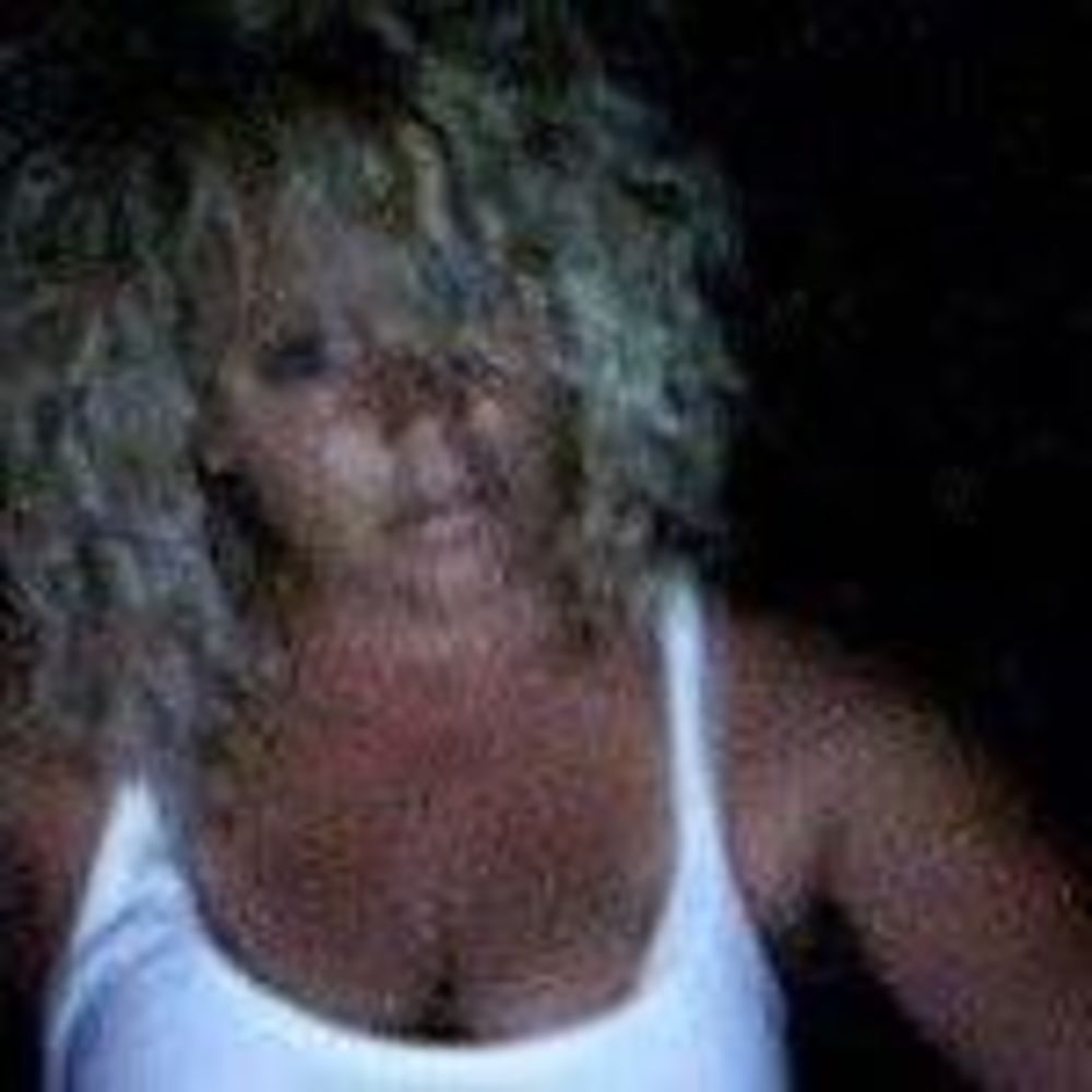 Meet your Posher, Tina