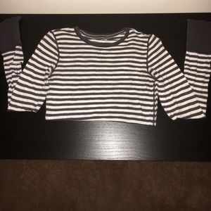 Long sleeved brown and white American Eagle top