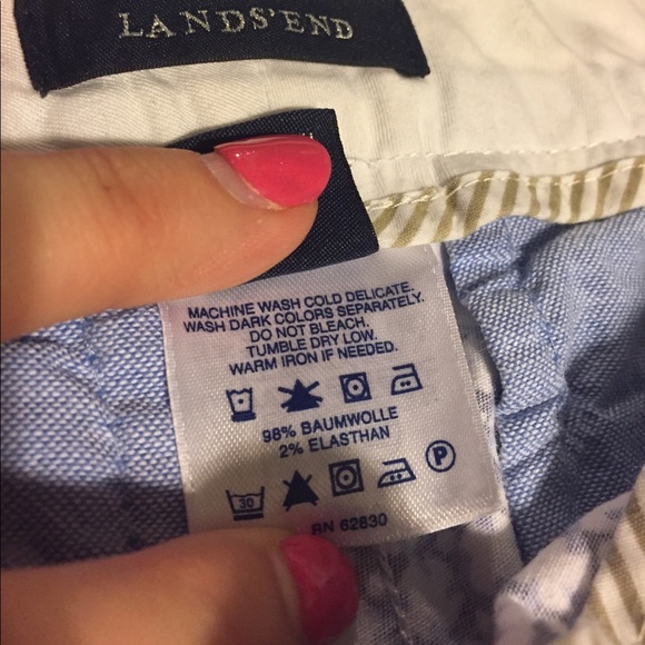 •Land’s End• Geometric Shorts - Picture 3 of 4