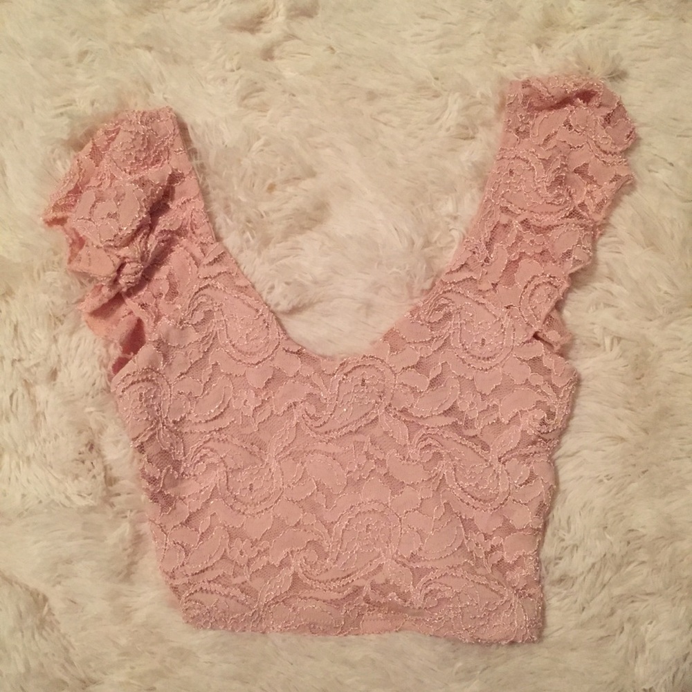 ❌SOLD❌ laced crop top