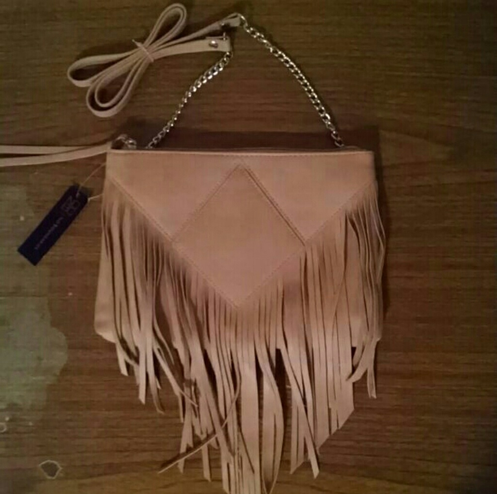 Adorable fringe bag