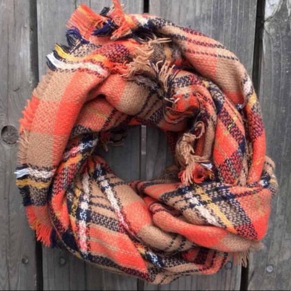 💕🌷New Plaid Tartan Blanket Scarf - Picture 3 of 3