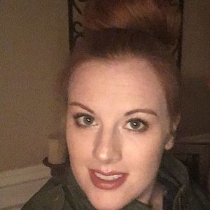 Meet your Posher, Lindsey