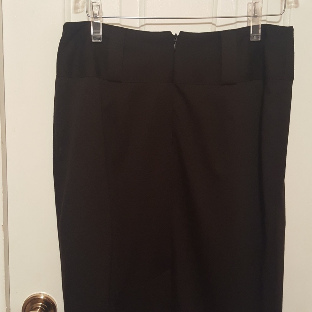 Suit - Picture 2 of 4