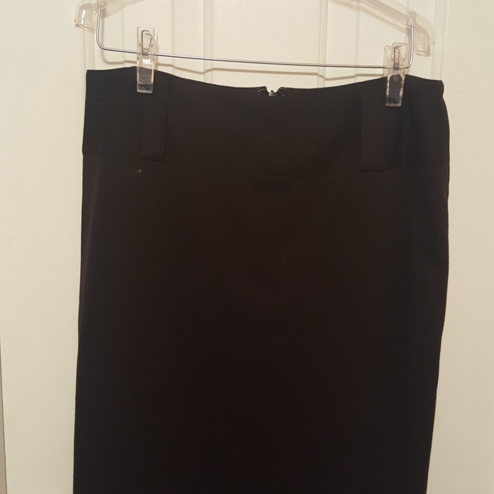Suit - Picture 3 of 4