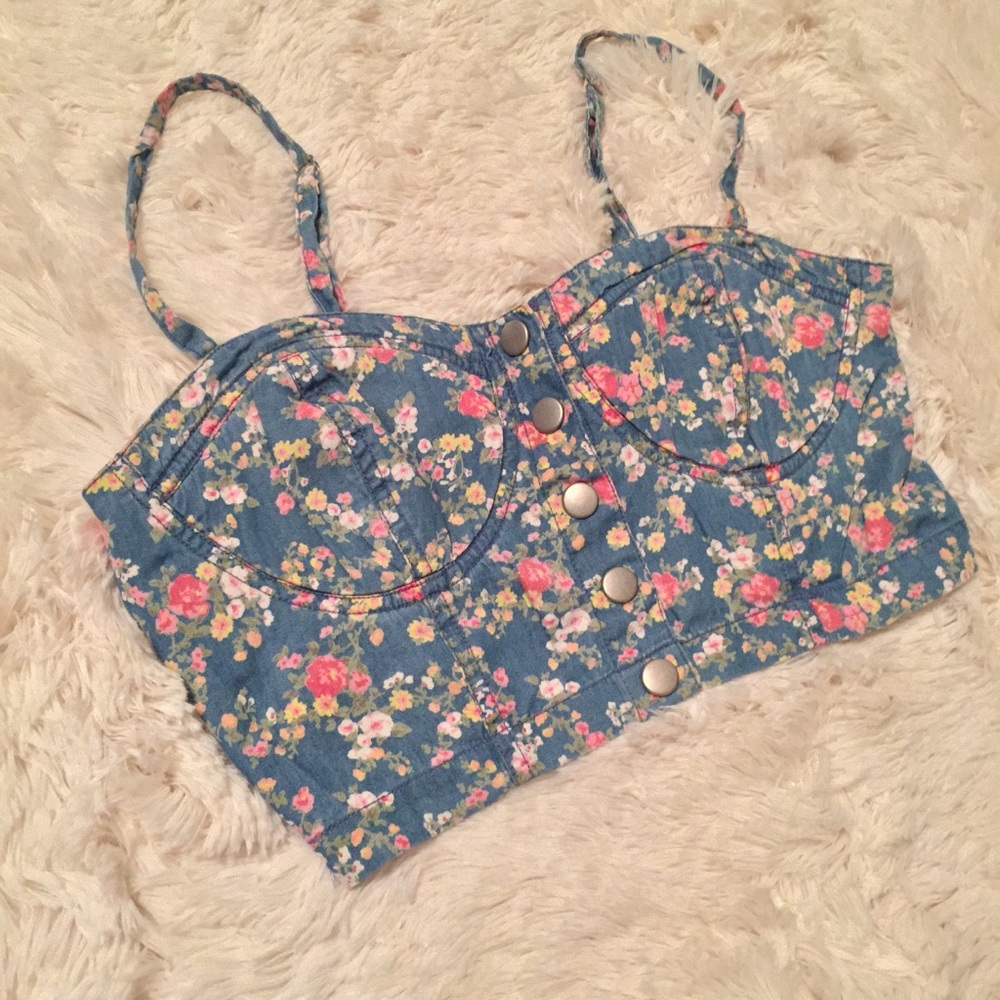 ❌SOLD❌ super cute crop top