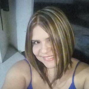 Meet your Posher, Ayda lucia