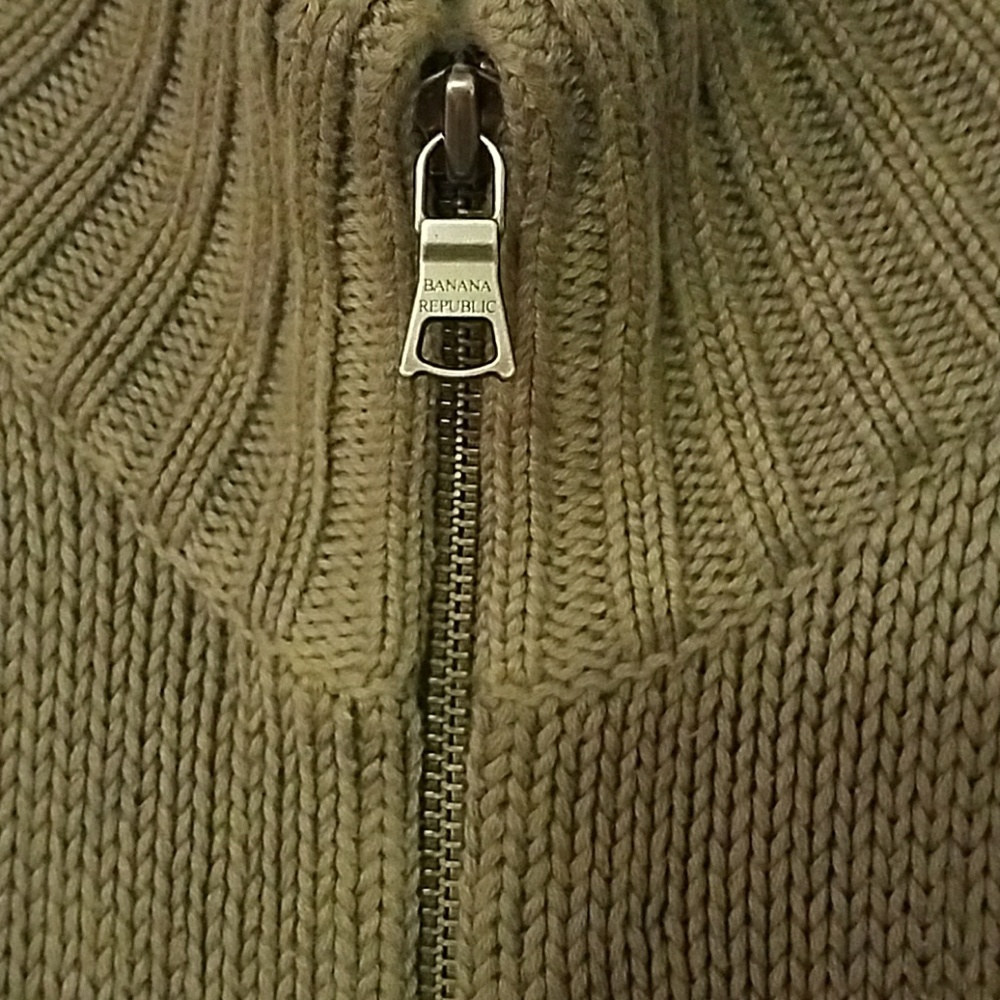 Army green Banana Republic Cardigan - Picture 2 of 6