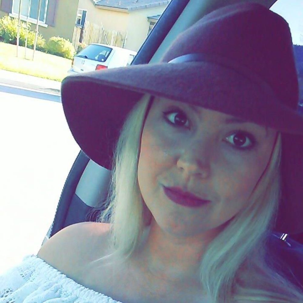 Meet your Posher, Carlianne