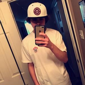 Meet your Posher, Zachary