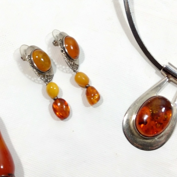 ❌Vintage Baltic Amber/Sterling Drop Earrings❌ - Picture 6 of 7