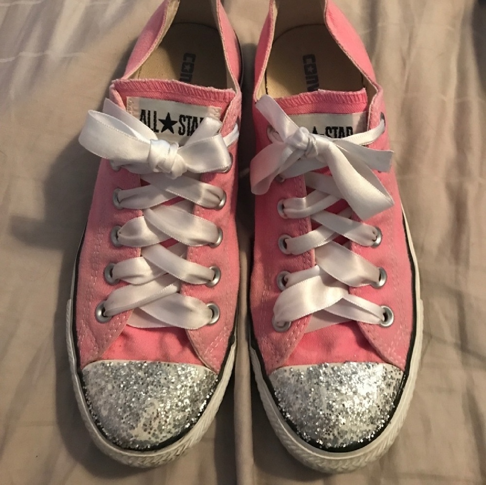 Good Condition !Converse Pink