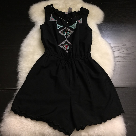 *FIRM! 5PCS KIDS BUNDLE - Picture 6 of 6