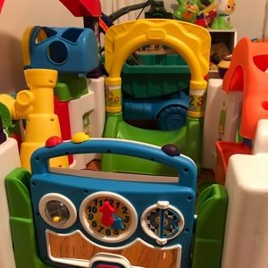 Kids learning small house toy