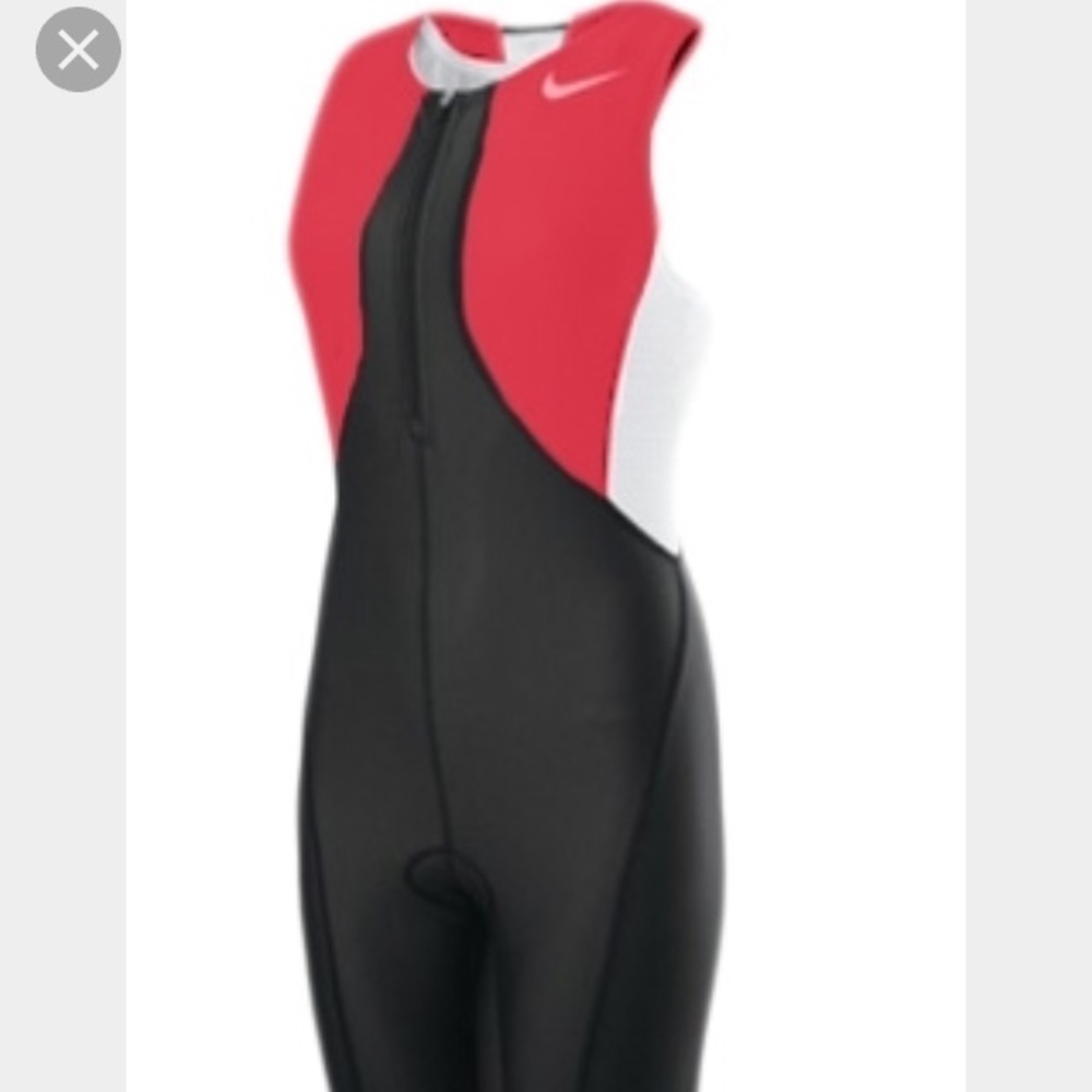 Nike Women's Tri Suit size Medium $45 Peach/Blk/Wh