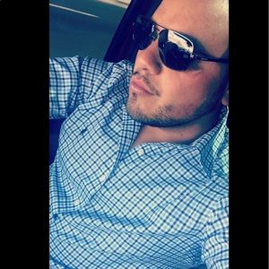 Meet your Posher, Raul