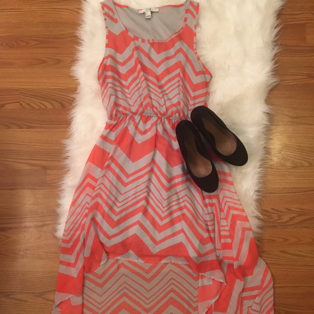Pink and gray chevron dress