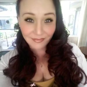 Meet your Posher, Mireya