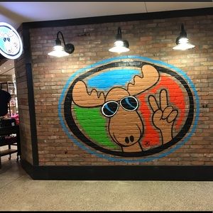 Meet your Posher, Sylvia