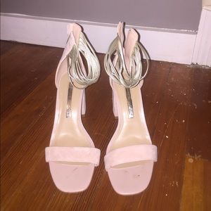 Pink heels