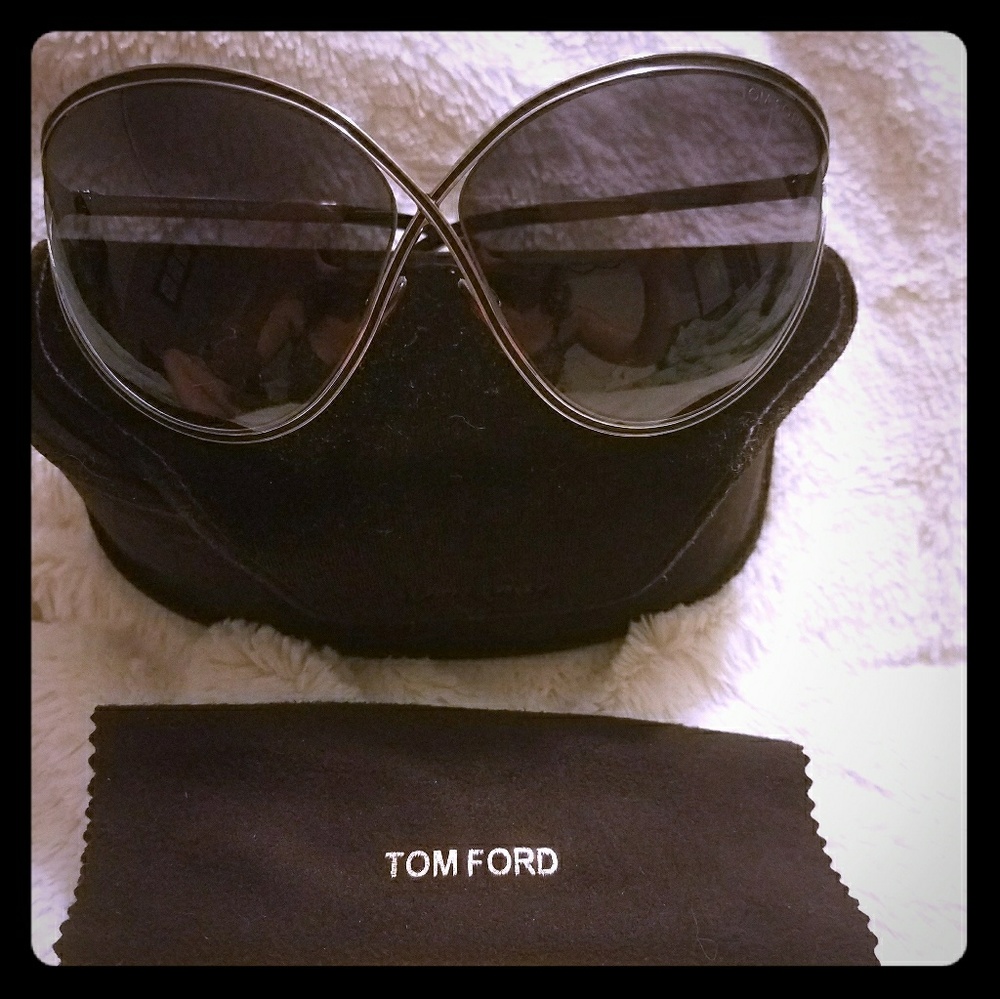 100% Authentic Tom Ford Sienna Sunglasses