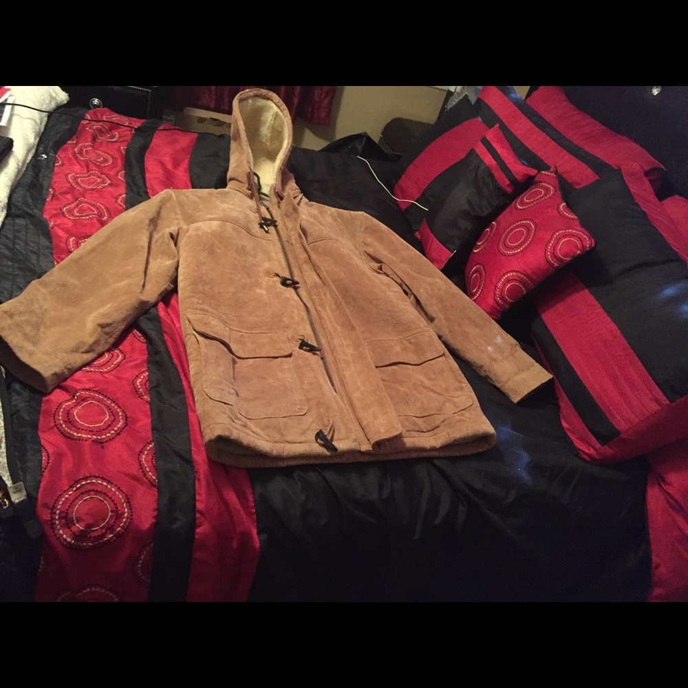 Coat - Picture 5 of 7