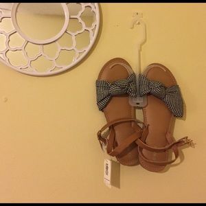 Gingham knot sandals