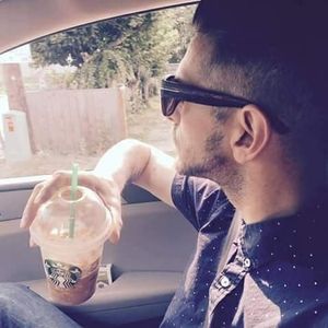 Meet your Posher, Lonnie