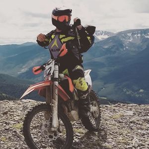 Meet your Posher, Nicholas