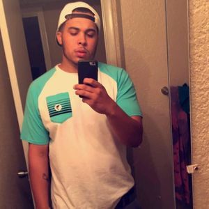 Meet your Posher, Dustin