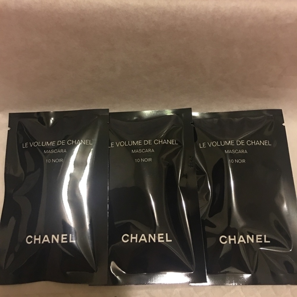 Chanel mascara