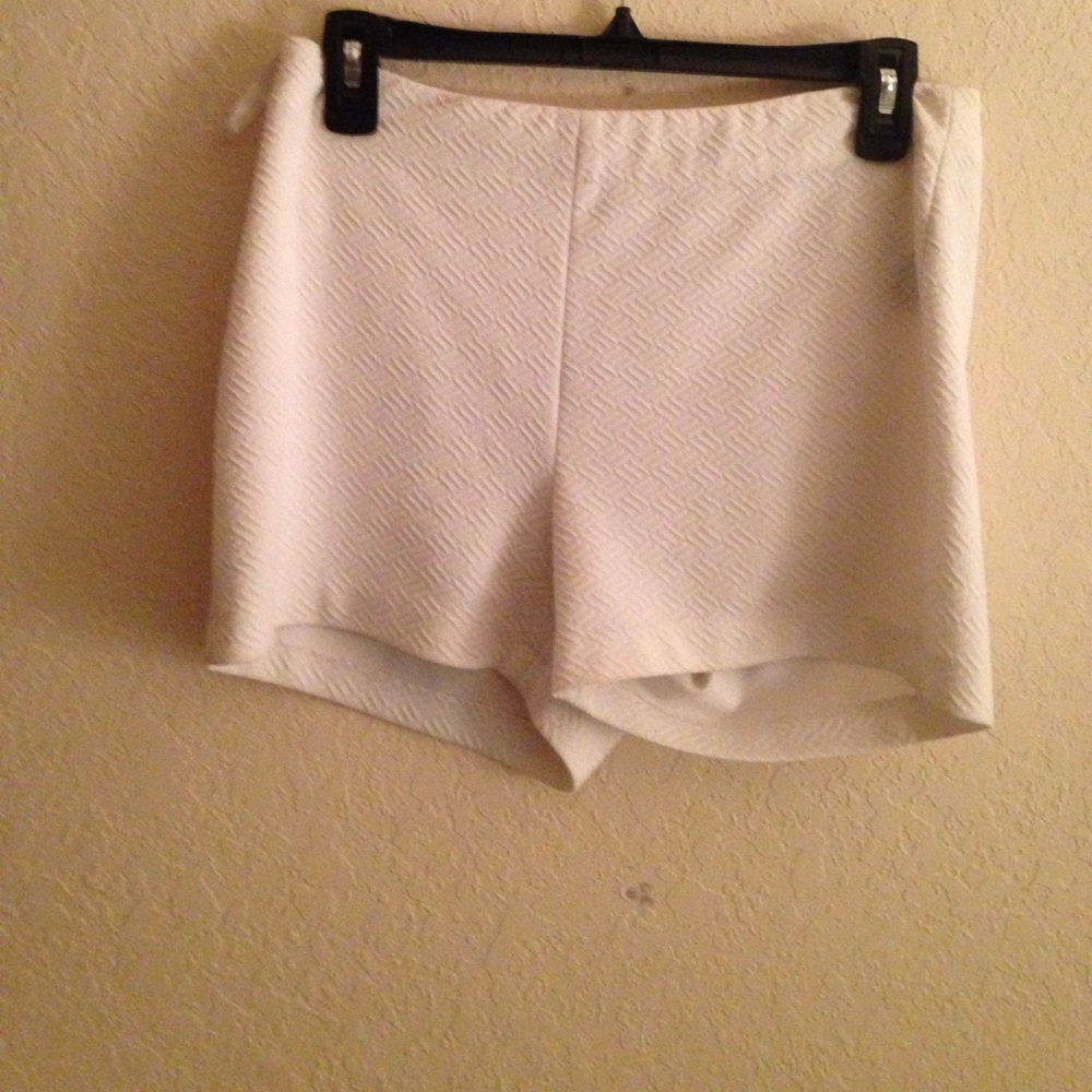 High waisted cream shorts